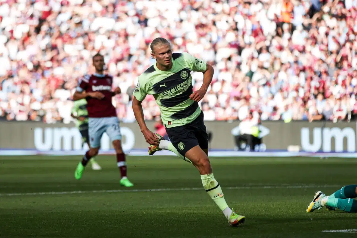Erling Haaland celebrates his goal during the Premier League match between West Ham and Man City